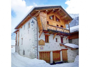 Wooden chalet in Paradiski ski area